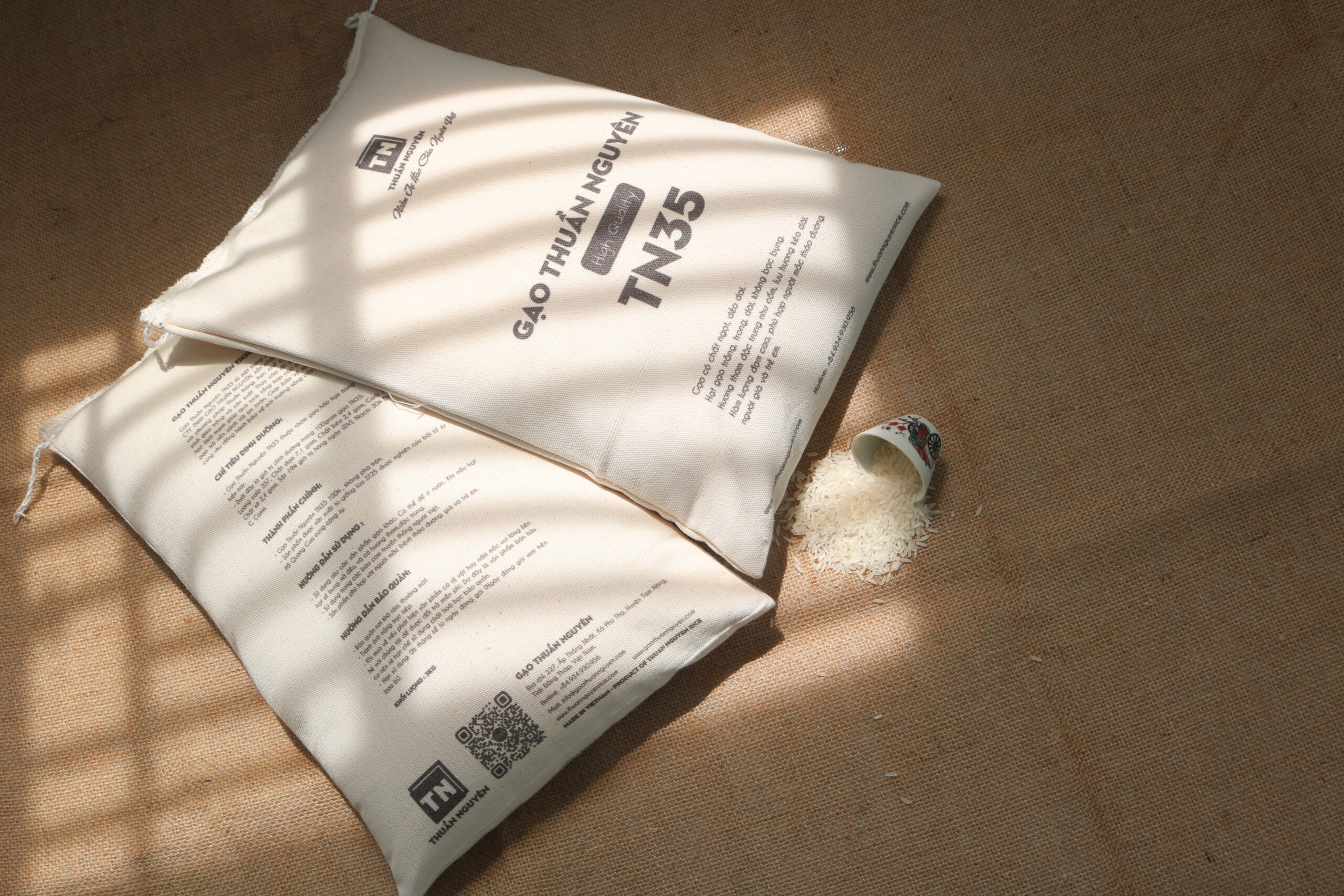 Vietnam organic rice by Thuan Nguyen Rice